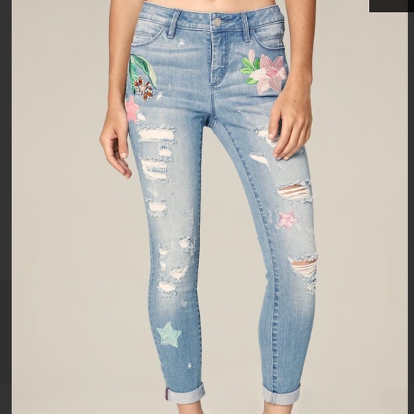 BeBe Amazing Ripped Jeans. 🌸🌼 - Picture 3 of 7